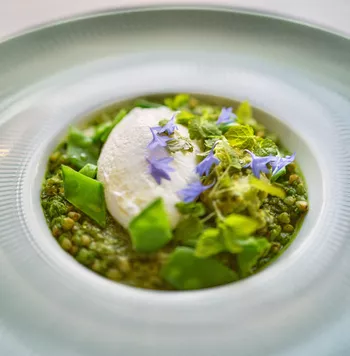 Зеленая гречка с горошком