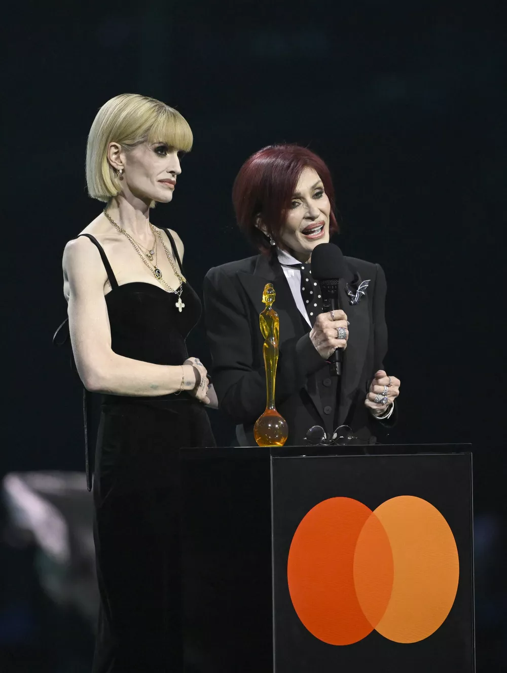 Келли Осборн и Шэрон Осборн