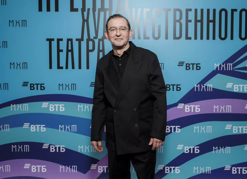 Хабенский, Сигалова, Ребенок, Петров и другие звезды на Премии Художественного театра