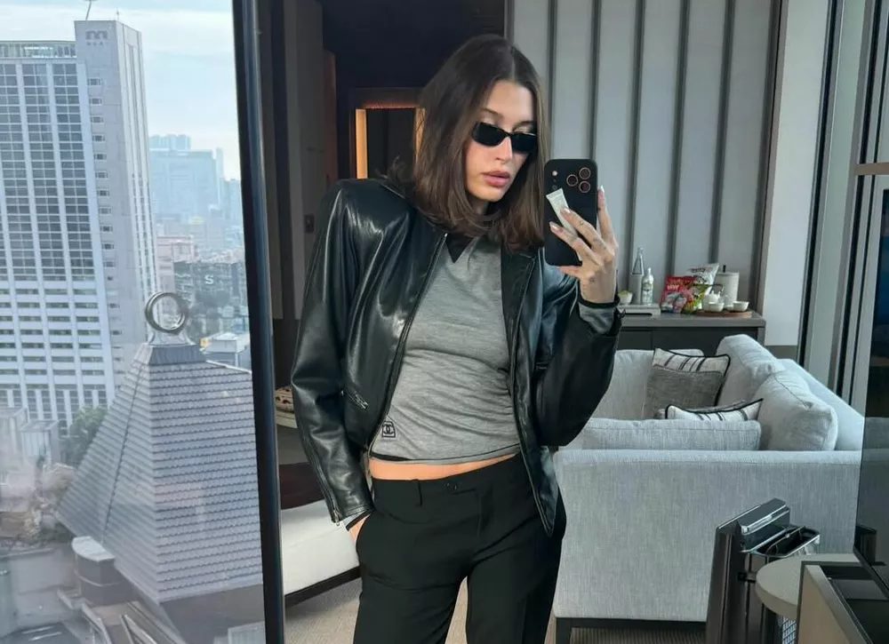 Хейли Бибер поделилась редким моментом материнства