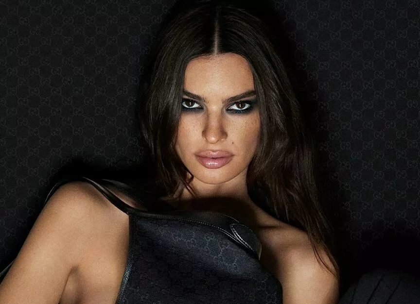 Кейт Мосс и Эмили Ратажковски снялись в эффектной рекламе Gucci