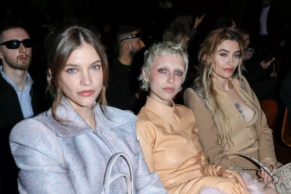 Барбара Палвин, Эмма Чемберлен, Пэрис Джексон