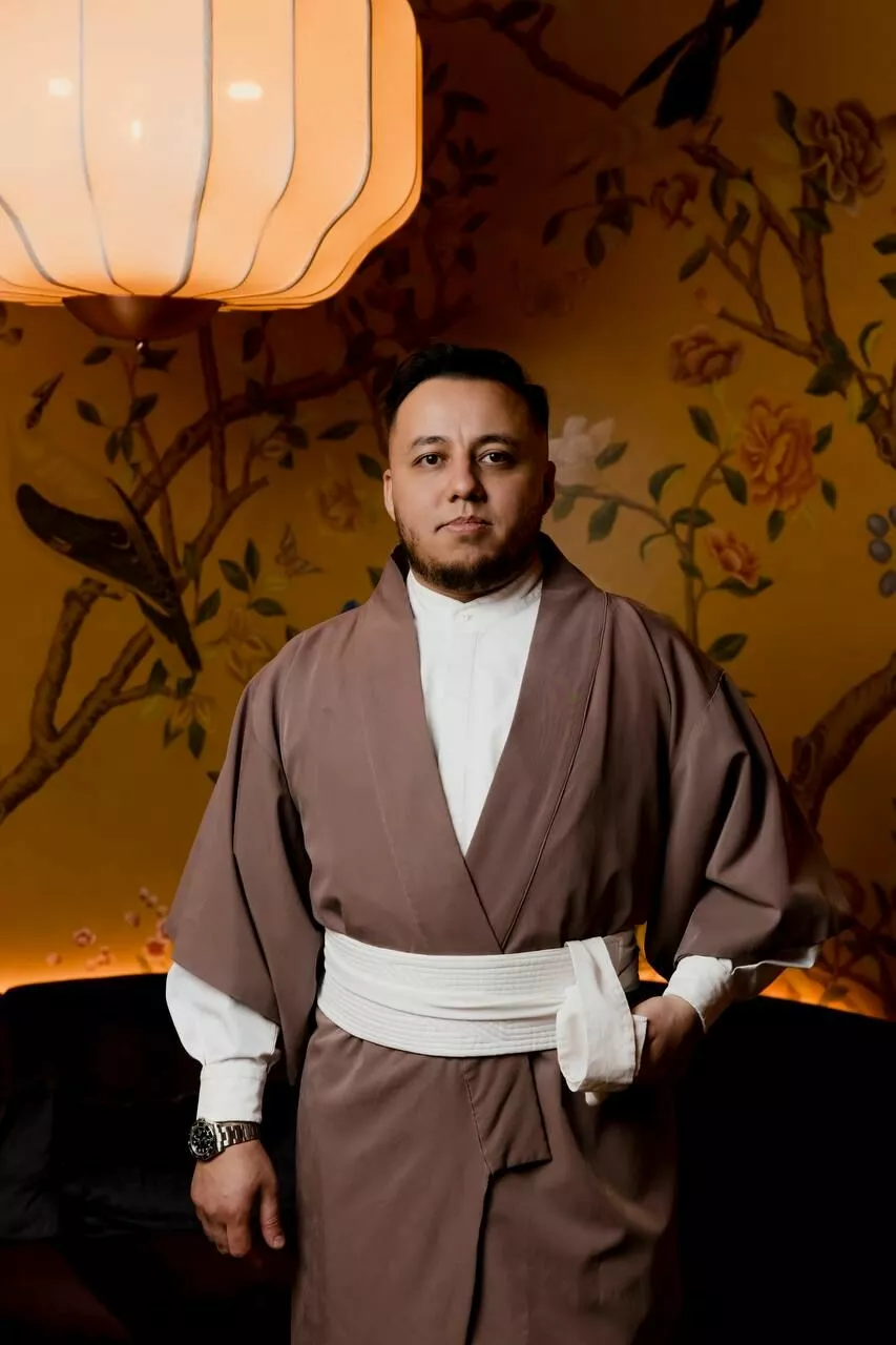 Марк Шах Акбари