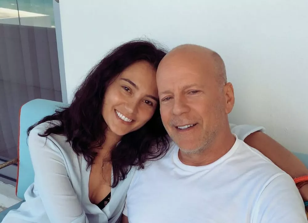 Семья Брюса Уиллиса трогательно отметила его 71-летие