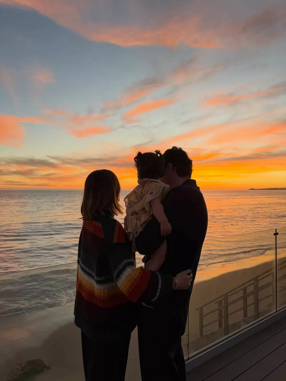 София с мужем и дочкой