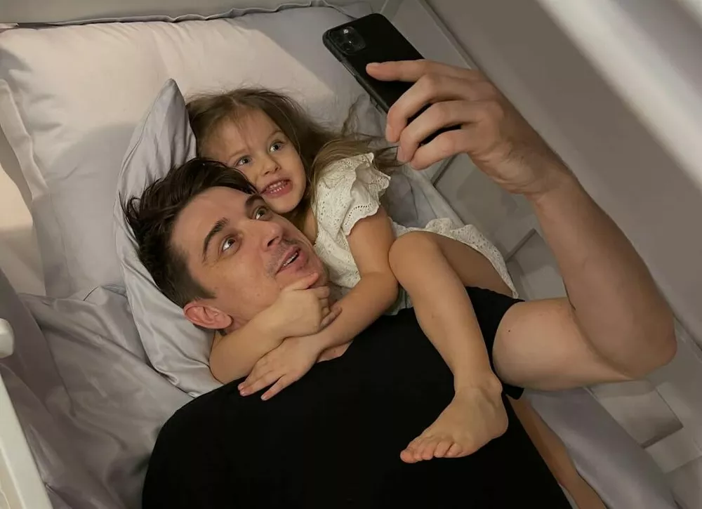 Станислав Бондаренко с женой трогательно поздравили младшую дочь с днем рождения