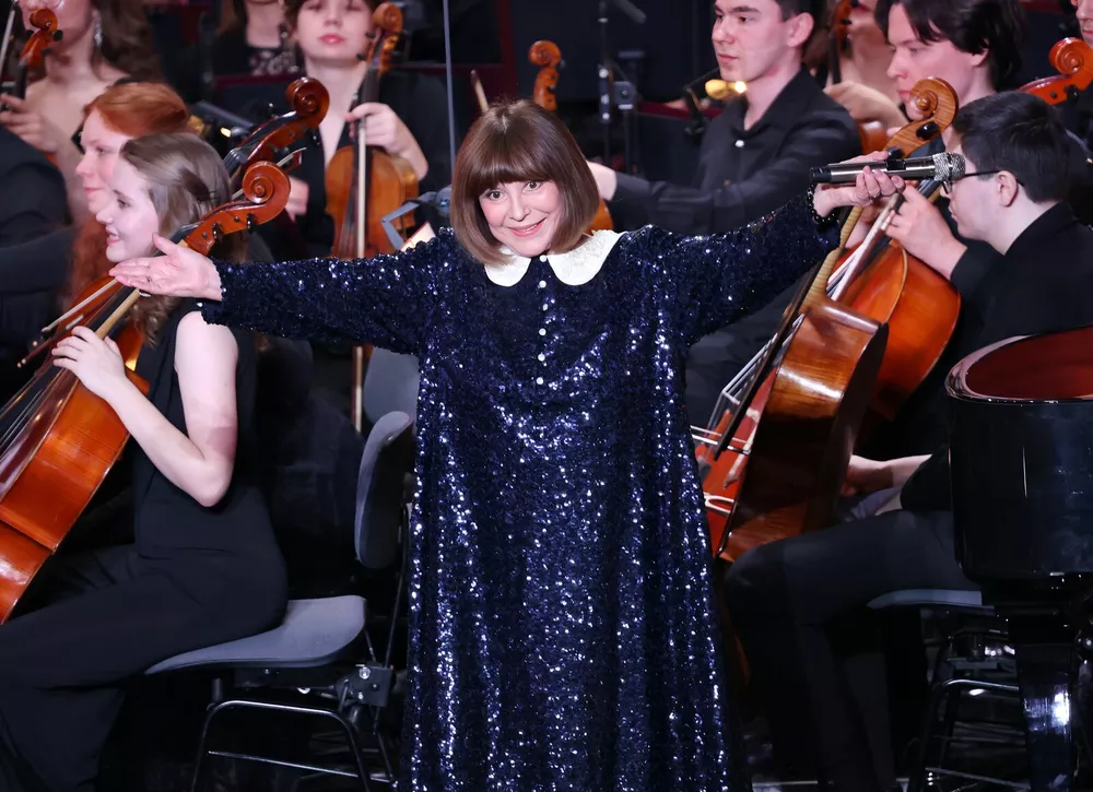 Варлей, Пахмутова, Хабенский, Бондарчук, Билан и другие суперзвезды на юбилее Александра Зацепина