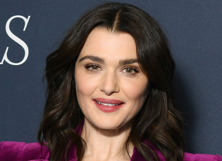 Rare Outing: Rachel Weisz at the London premiere of ‘Death Tied’