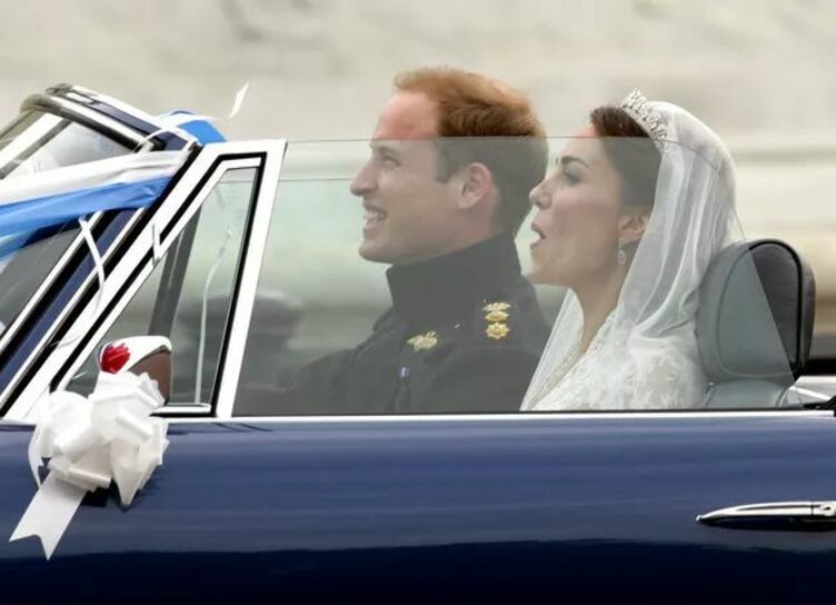 Под другим углом: самые забавные моменты свадьбы Кейт Миддлтон и принца Уильяма