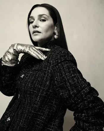 Жакет Rogov перчатки RaampLly серьги Isabel Canovas Vintage Dream