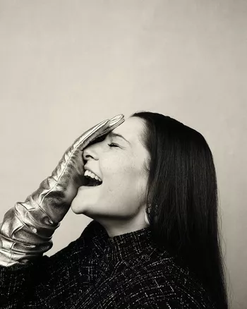 Жакет Rogov перчатки RaampLly серьги Isabel Canovas Vintage Dream