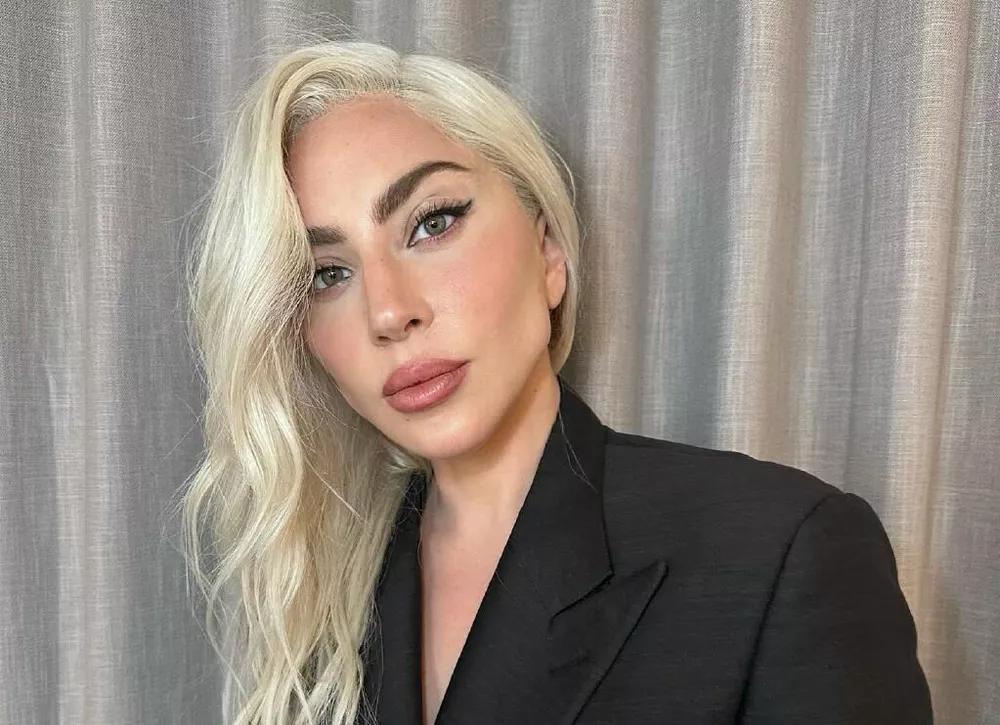  Леди Гага попала в скандал из-за вечеринки в ночном клубе с плохой репутацией