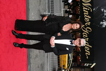 Пирс Броснан с супругой