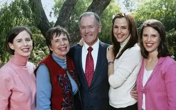 Дженнифер с семьей