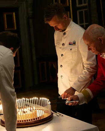 Праздничный торт