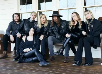 Майли Сайрус