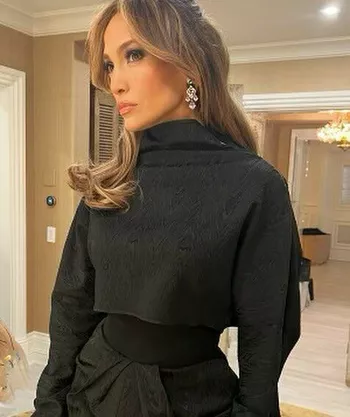 Дженнифер Лопес