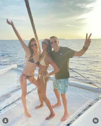 Наоми Кэмпбелл с друзьями