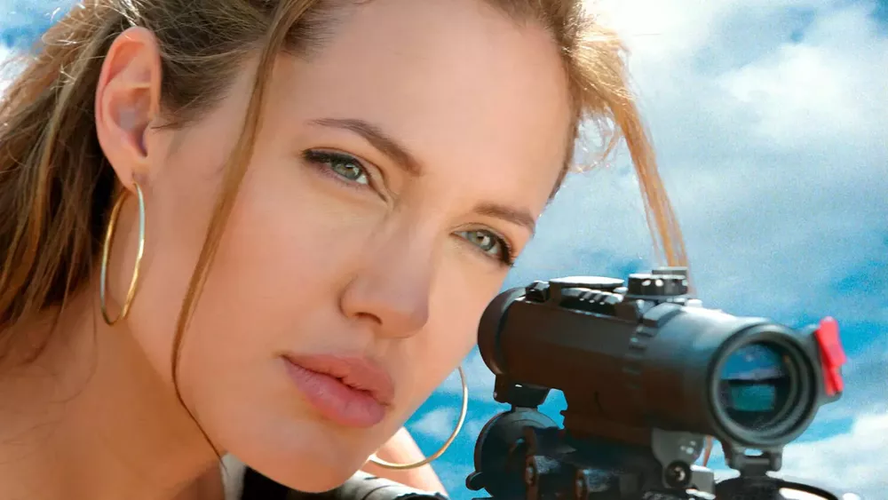 Анджелина Джоли