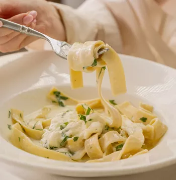 Паппарделле со страчателлой