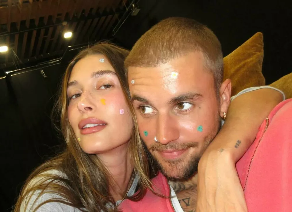 Хейли Бибер поддержала мужа на его главном концерте года