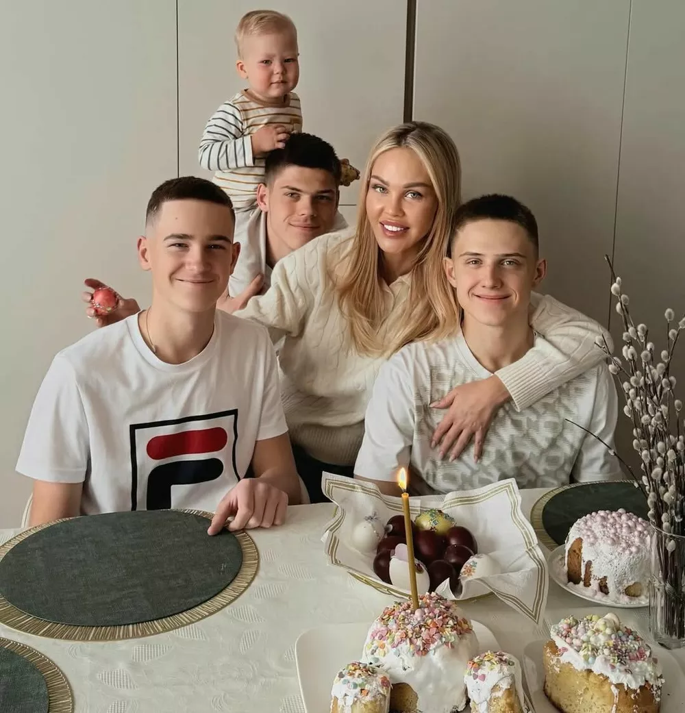 Мария Погребняк