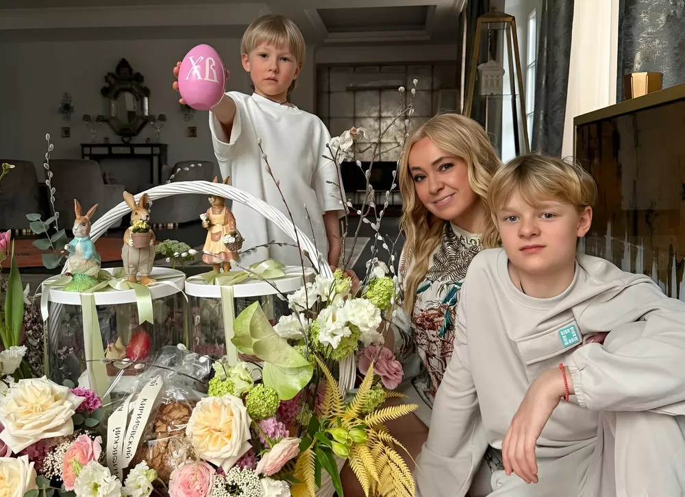 Как российские звезды отметили Пасху – новые фото