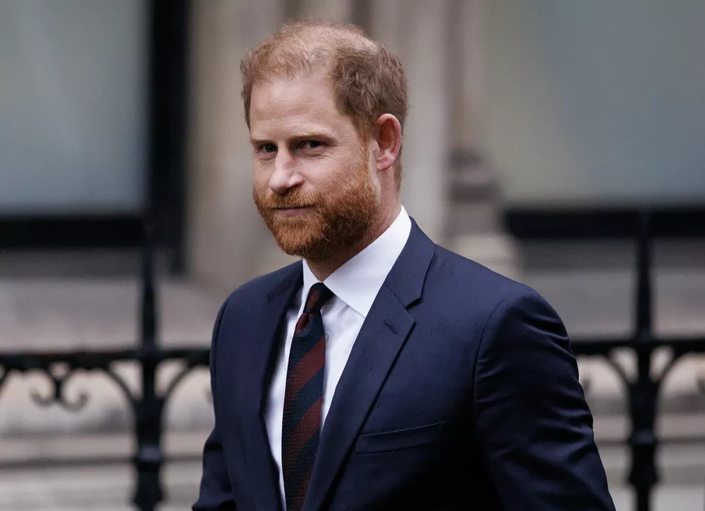 На принца Гарри подали в суд — что случилось