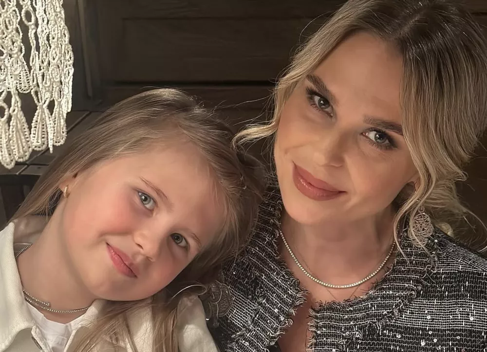 Пелагея с дочерью проводят каникулы в Санкт-Петербурге