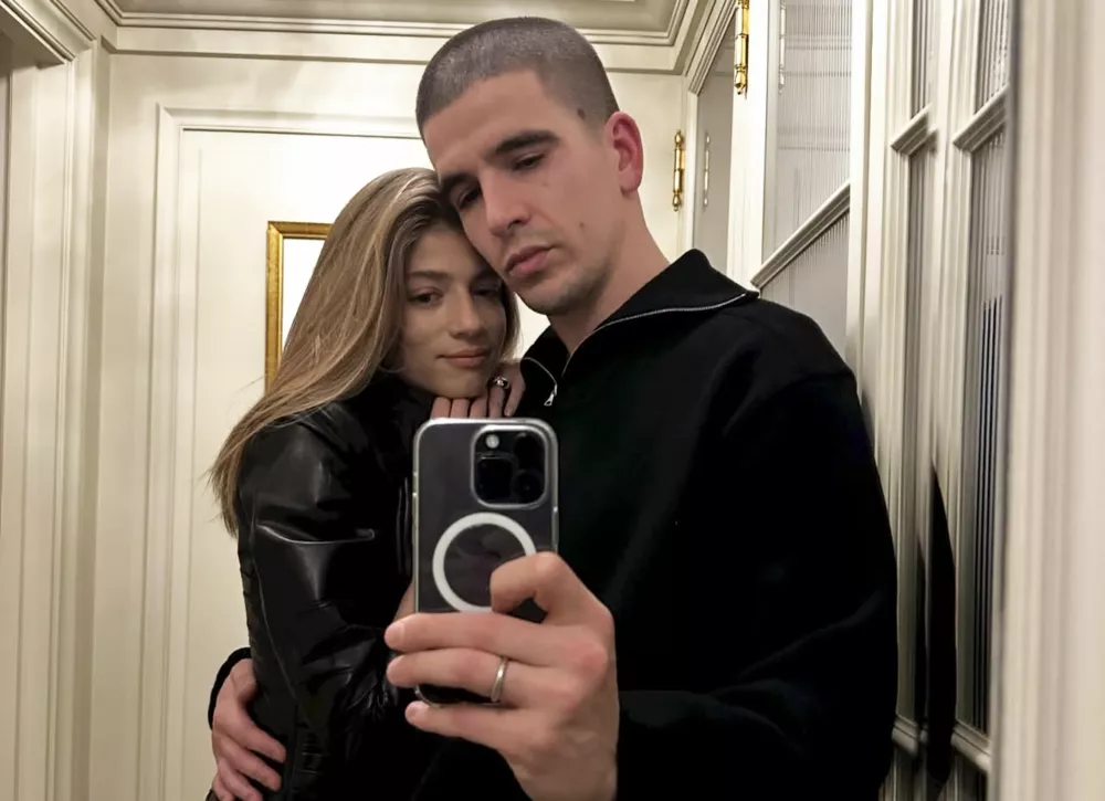 Саша Новикова отметила день рождения с семьей и друзьями в Москве