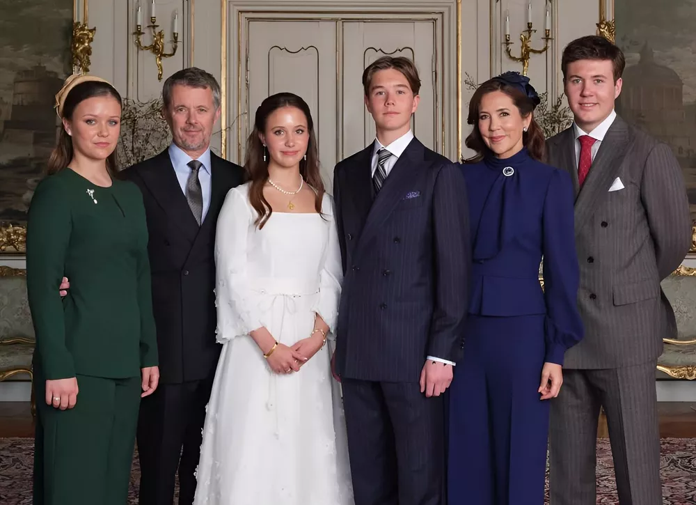 В сети появилась новая официальная фотосессия датской королевской семьи