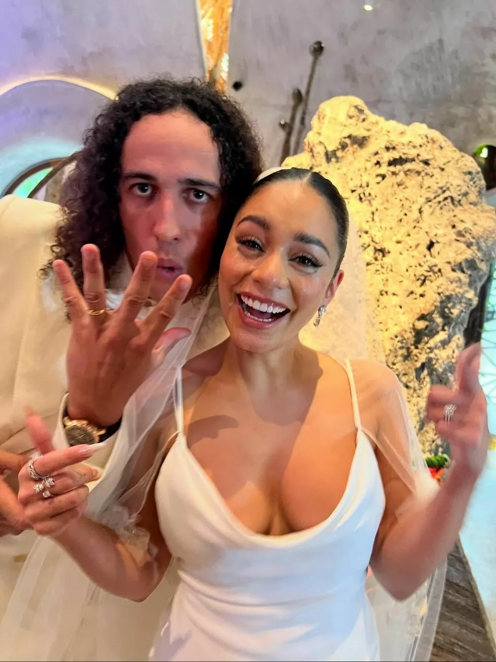 Ванесса и Коул