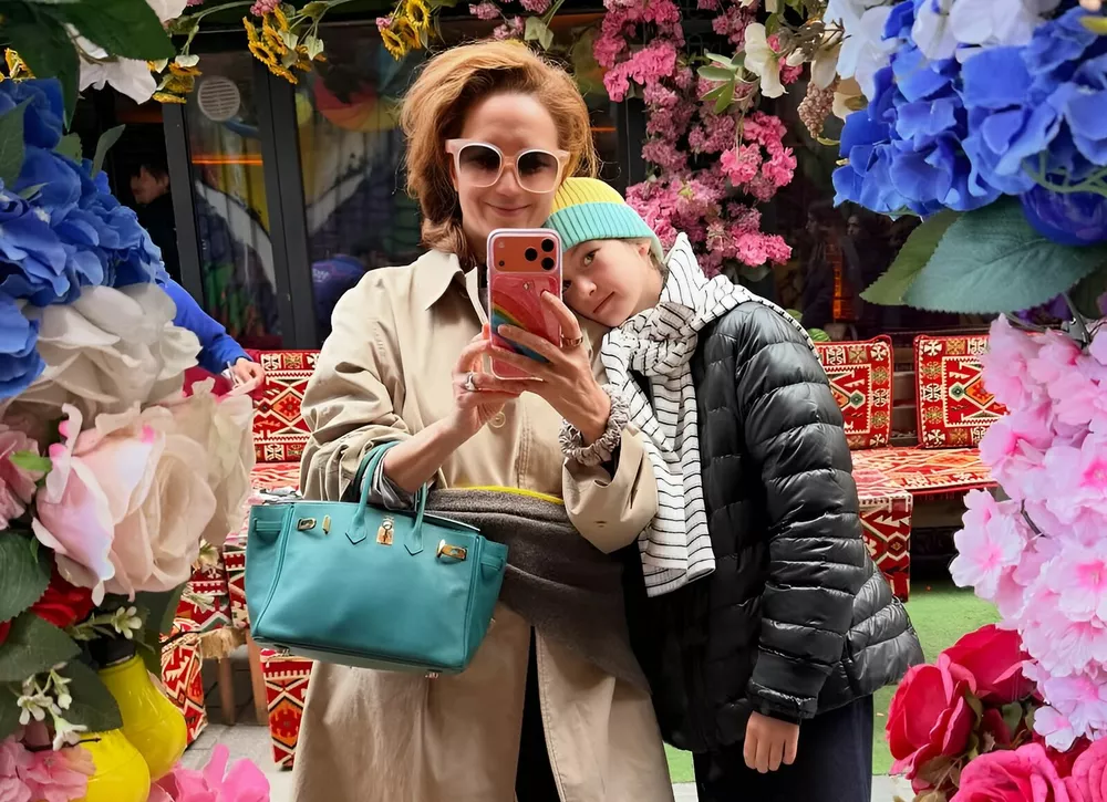 Виктория Исакова показала новые кадры из путешествия с дочкой в Стамбул