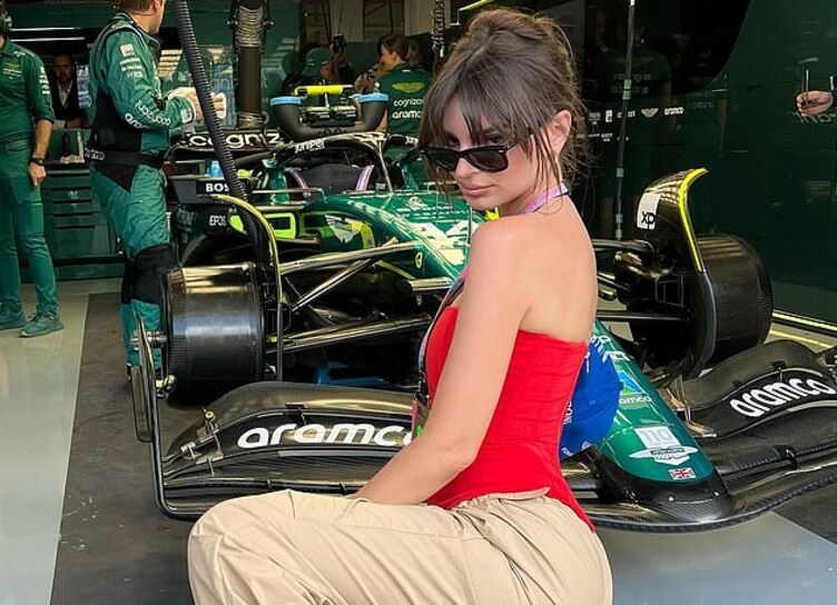 Looking for a new husband: Emily Ratajkowski attended the Formula 1 Grand Prix in Miami