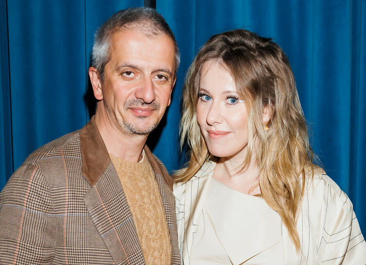 Valery Syutkin, Ksenia Sobchak and Konstantin Bogomolov attended the opening of a new space at the Theater on Bronnaya