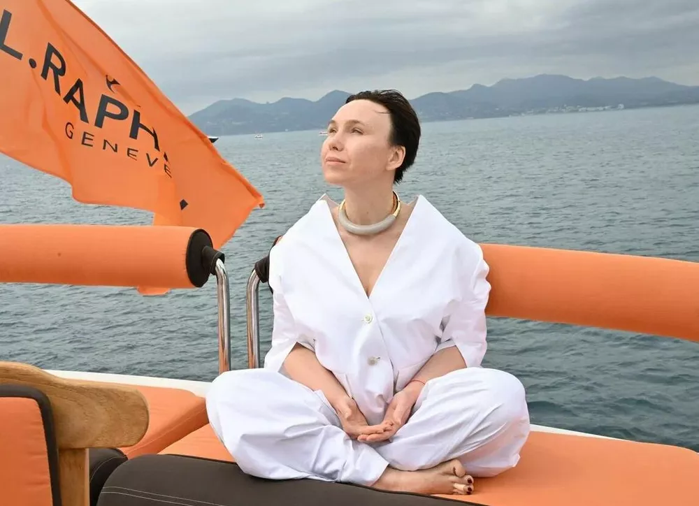 Дарья Екамасова на яхте красоты в Каннах и не только: дайджест beauty-новостей