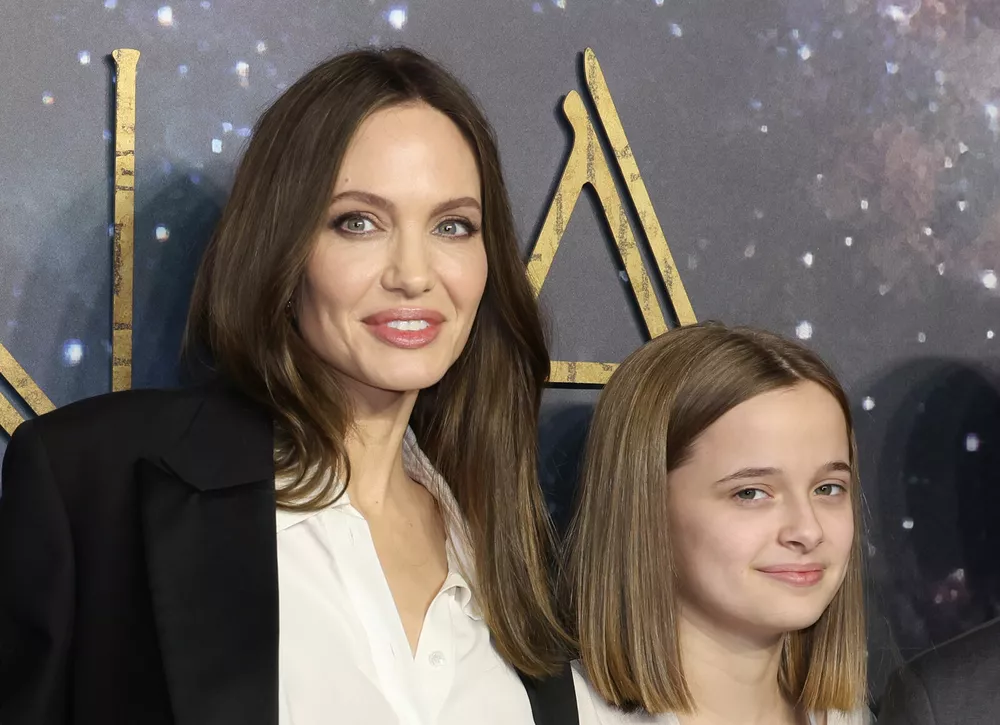 Дочь Брэда Питта и Анджелины Джоли отказалась от фамилии отца