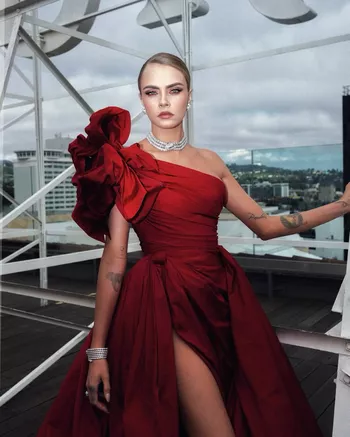 Кара Делевинь