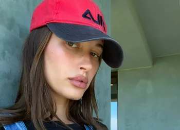 Хейли Бибер