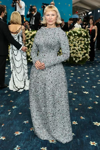 Памела Андерсон