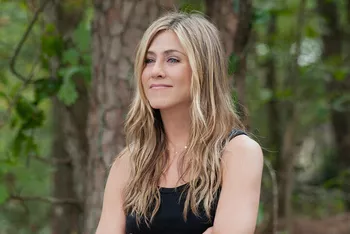 Дженнифер Энистон