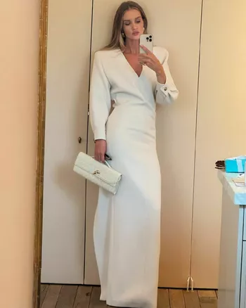 Рози ХантингтонУайтли