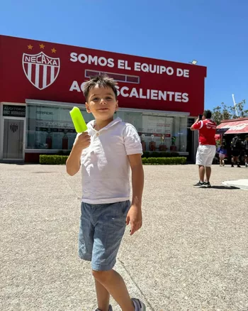 Сын Евы Лонгории