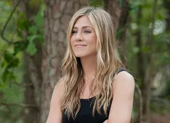 Дженнифер Энистон