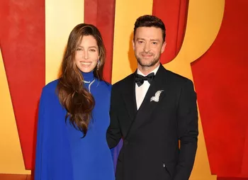 Джессика Бил