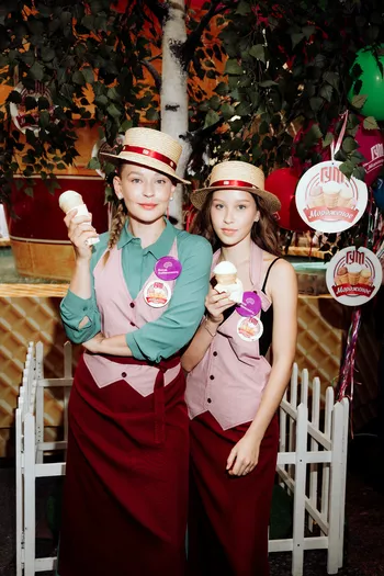 Юлия и Анна Пересильд