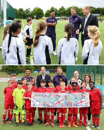 Уильям со сборной Англии и юными футболистами