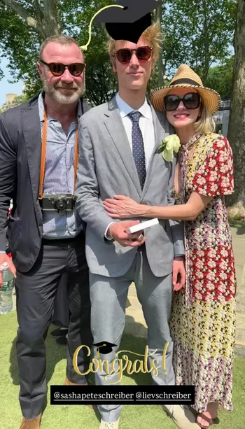 Саша с родителями