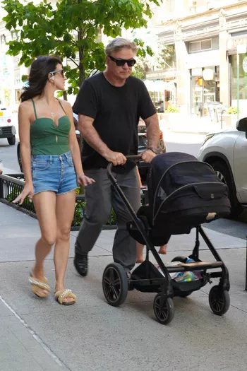 Алек и Хилария Болдуин