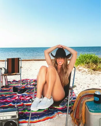 Сидни Суини